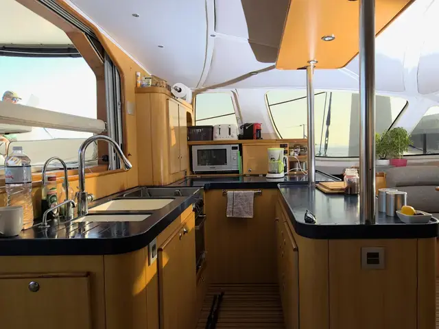 Catana 581 Owners Version