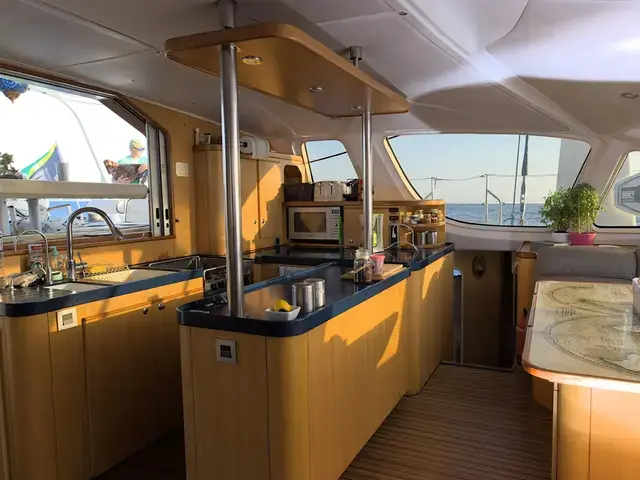 Catana 581 Owners Version