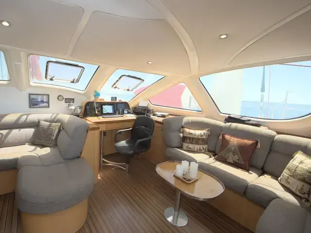 Catana 581 Owners Version