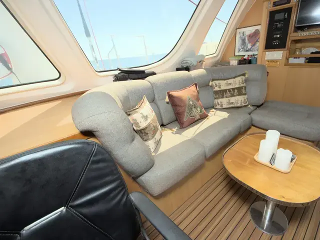 Catana 581 Owners Version