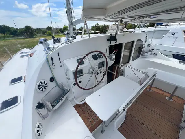 Lagoon 410-S2