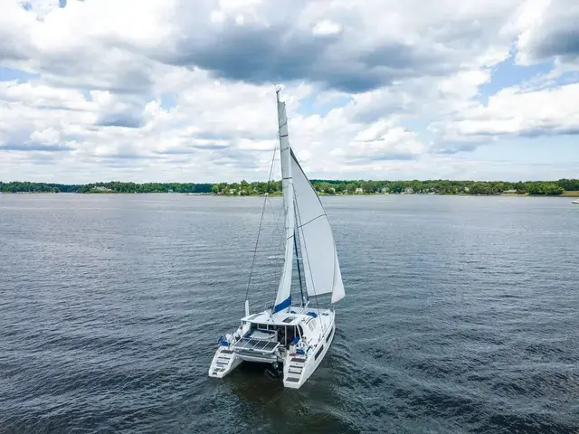 Catana 42 OWNERS VERSION