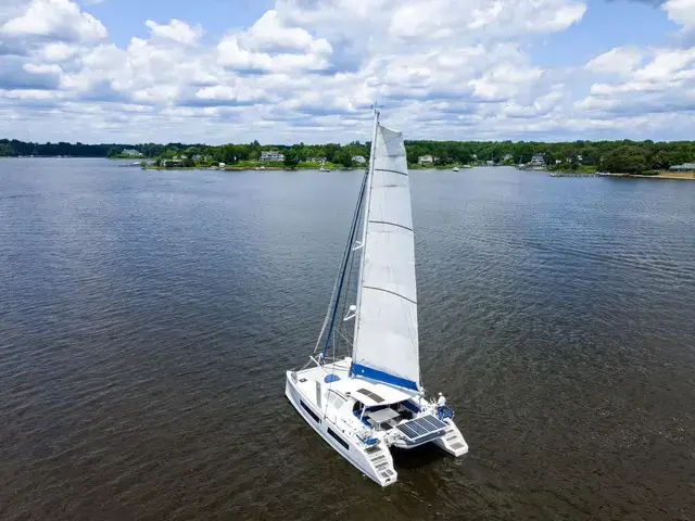 Catana 42 OWNERS VERSION