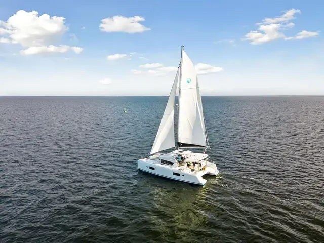 Lagoon 42