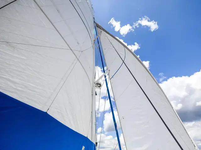 Catana 42 OWNERS VERSION