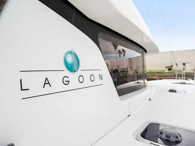 Lagoon 42