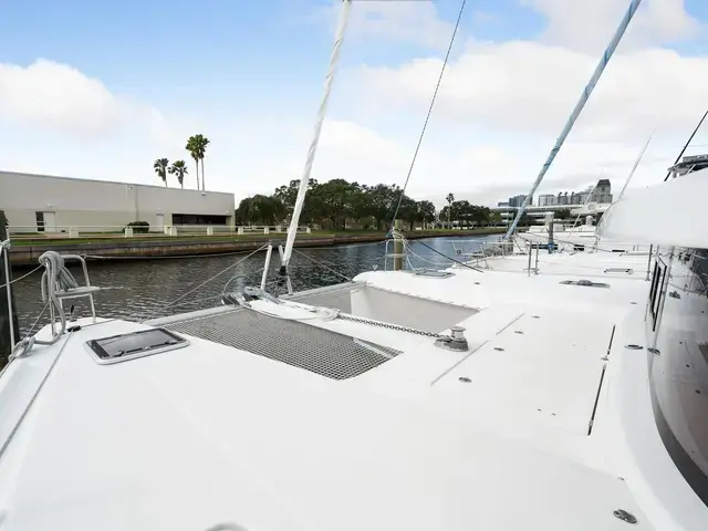 Lagoon 42