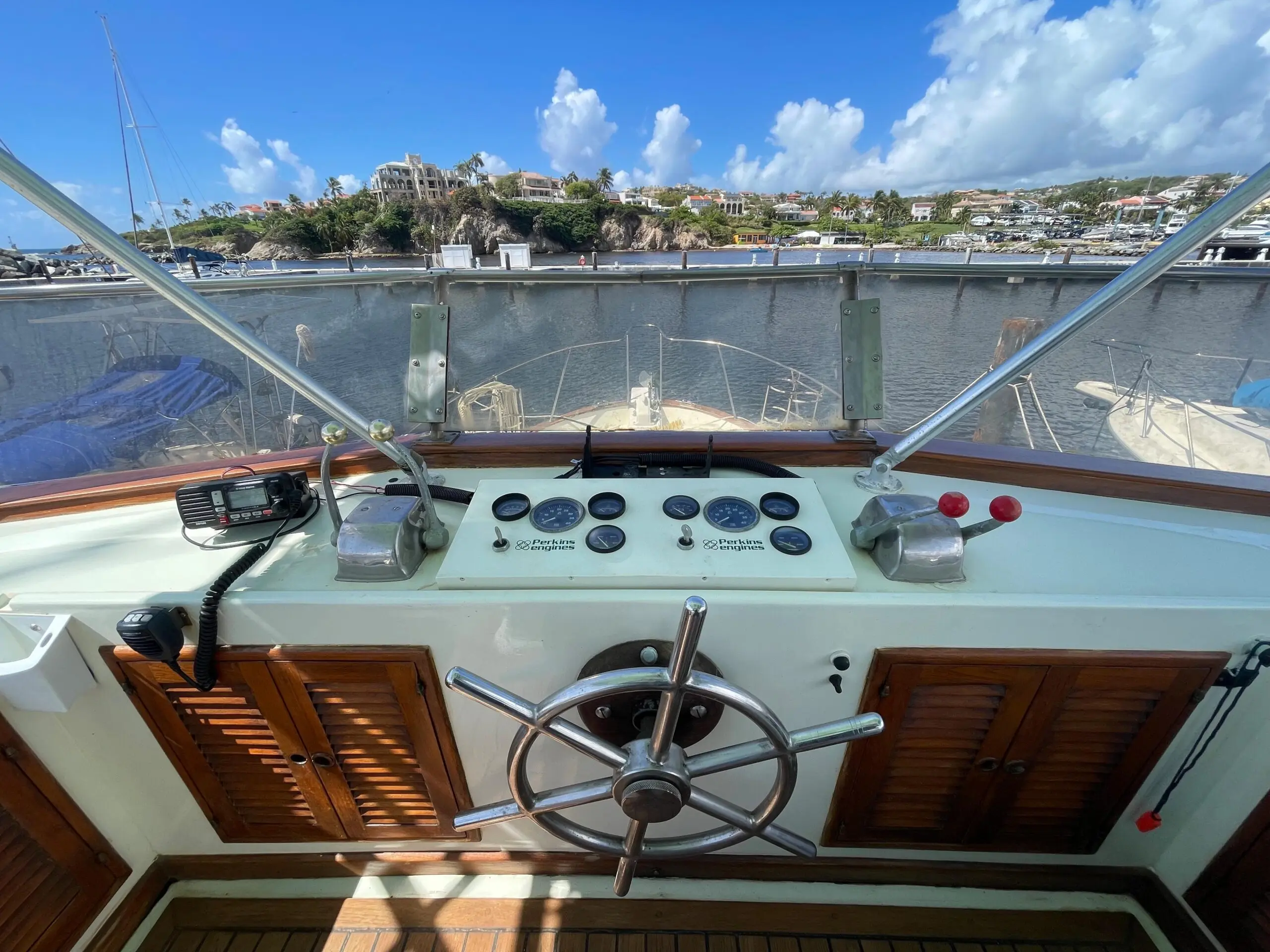 1983 Custom trawler 43