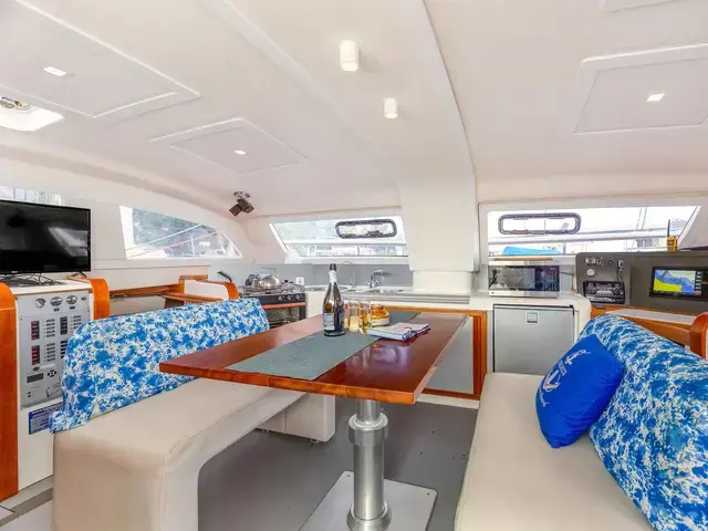 Catana 42 OWNERS VERSION