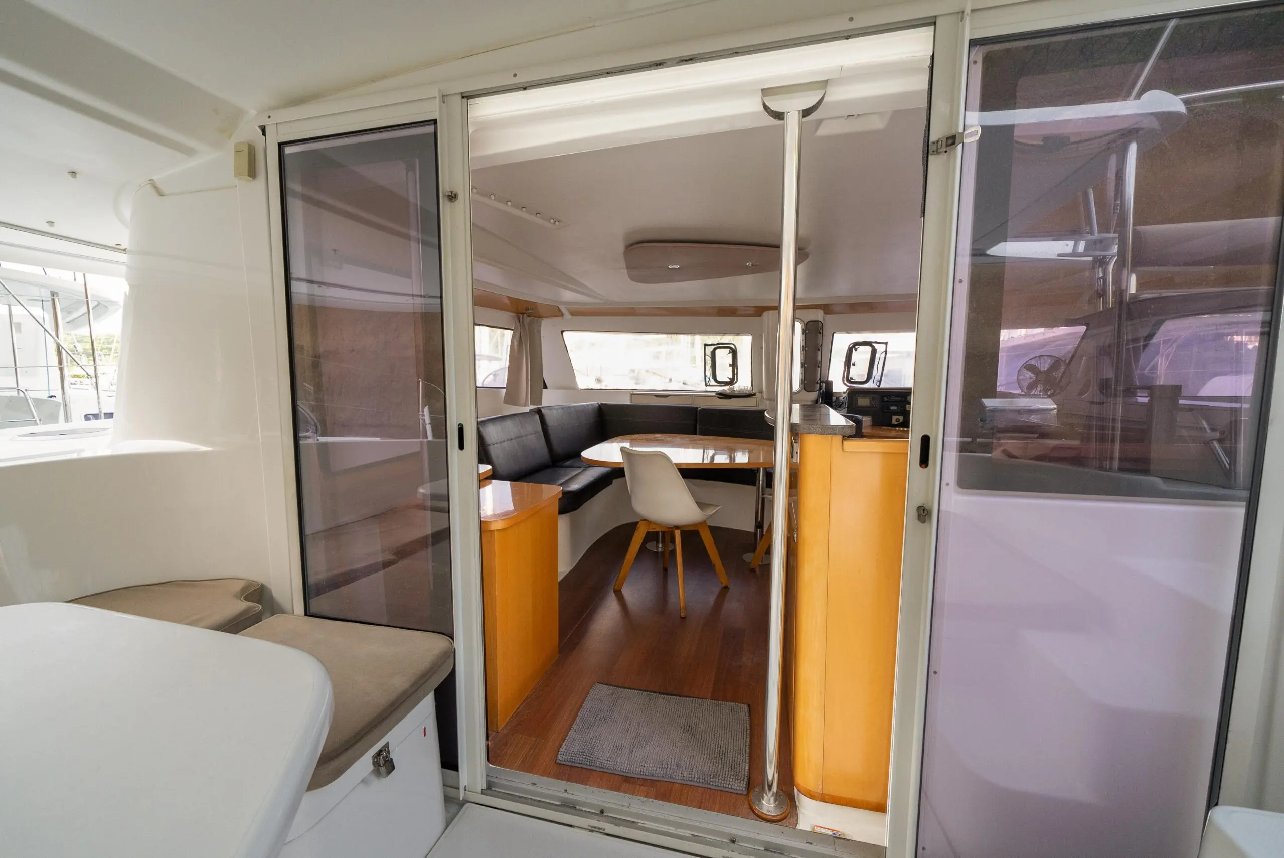 2009 Fountaine Pajot orana 44