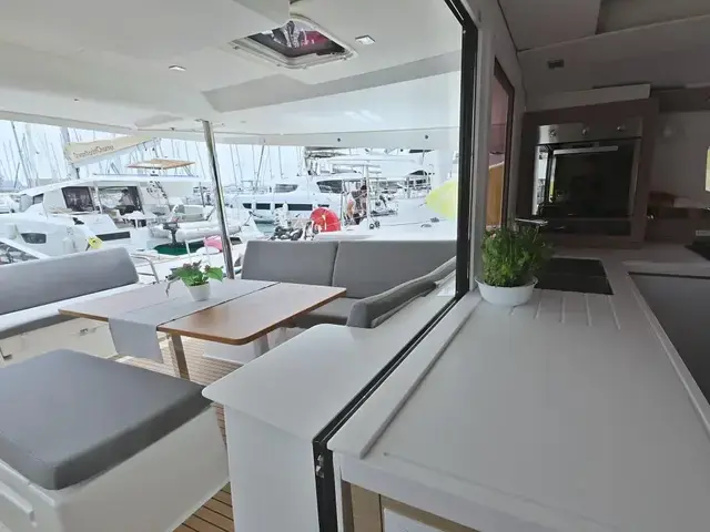 Fountaine Pajot Saona 47