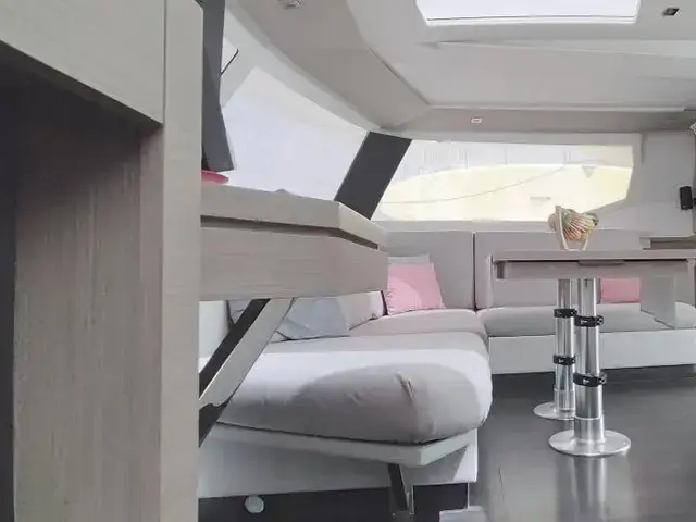 Fountaine Pajot Saona 47