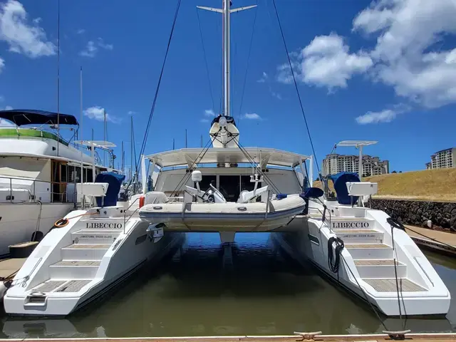 Catana 65