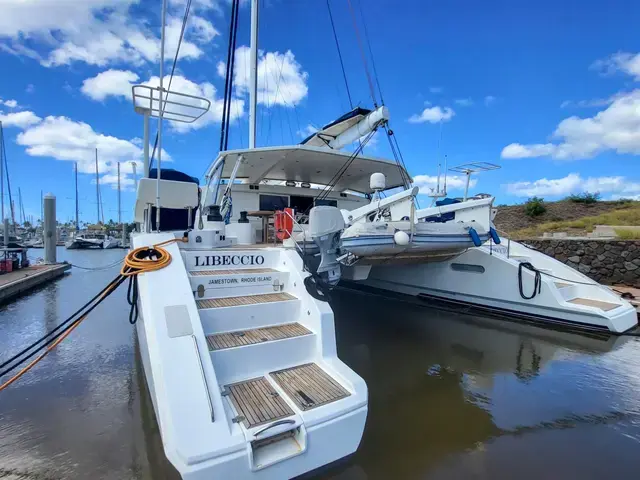 Catana 65