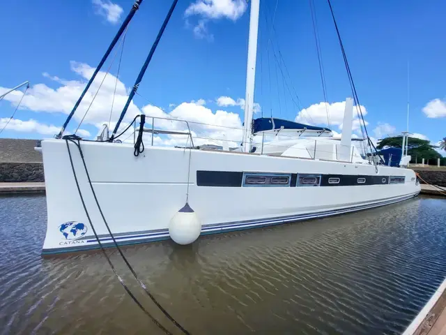 Catana 65