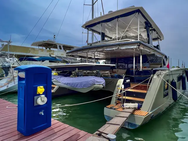 Fountaine Pajot Ipanaema 58 Power Catamaran