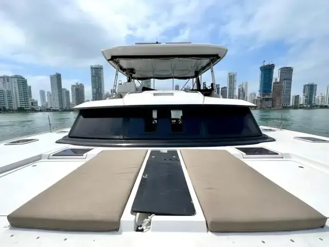 Fountaine Pajot Ipanaema 58 Power Catamaran