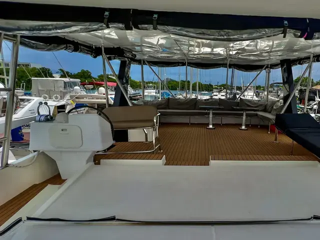 Fountaine Pajot Ipanaema 58 Power Catamaran