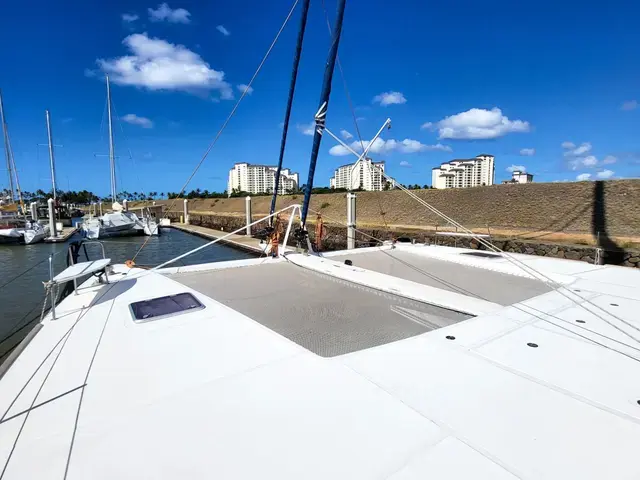 Catana 65