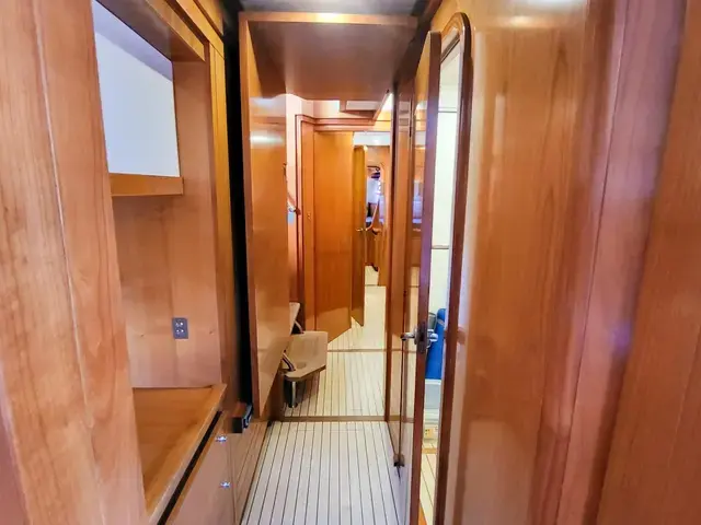 Catana 65