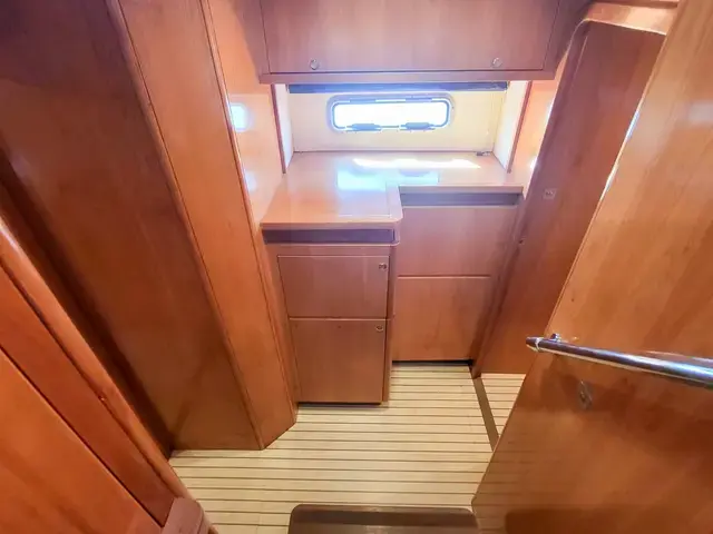 Catana 65