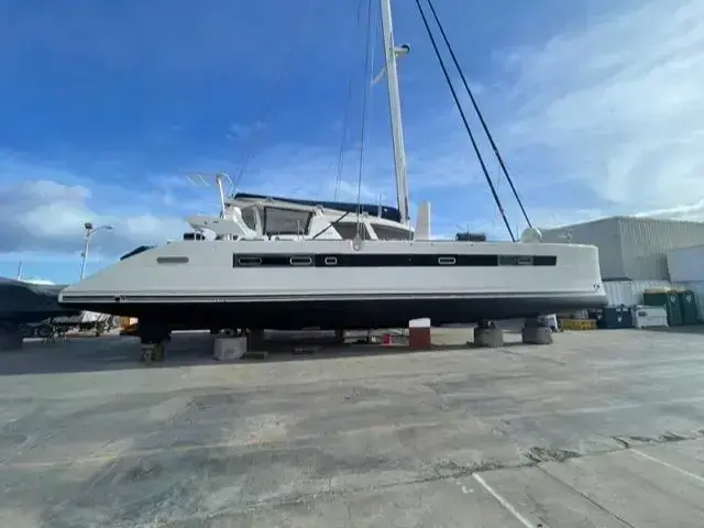 Catana 65