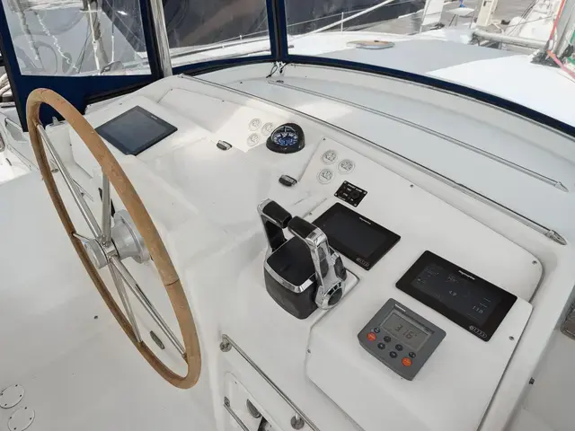 Lagoon 440