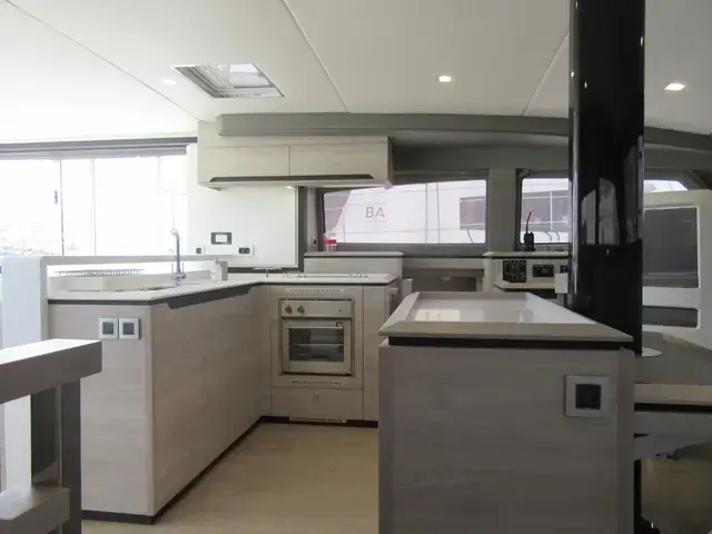 Catana OC 50