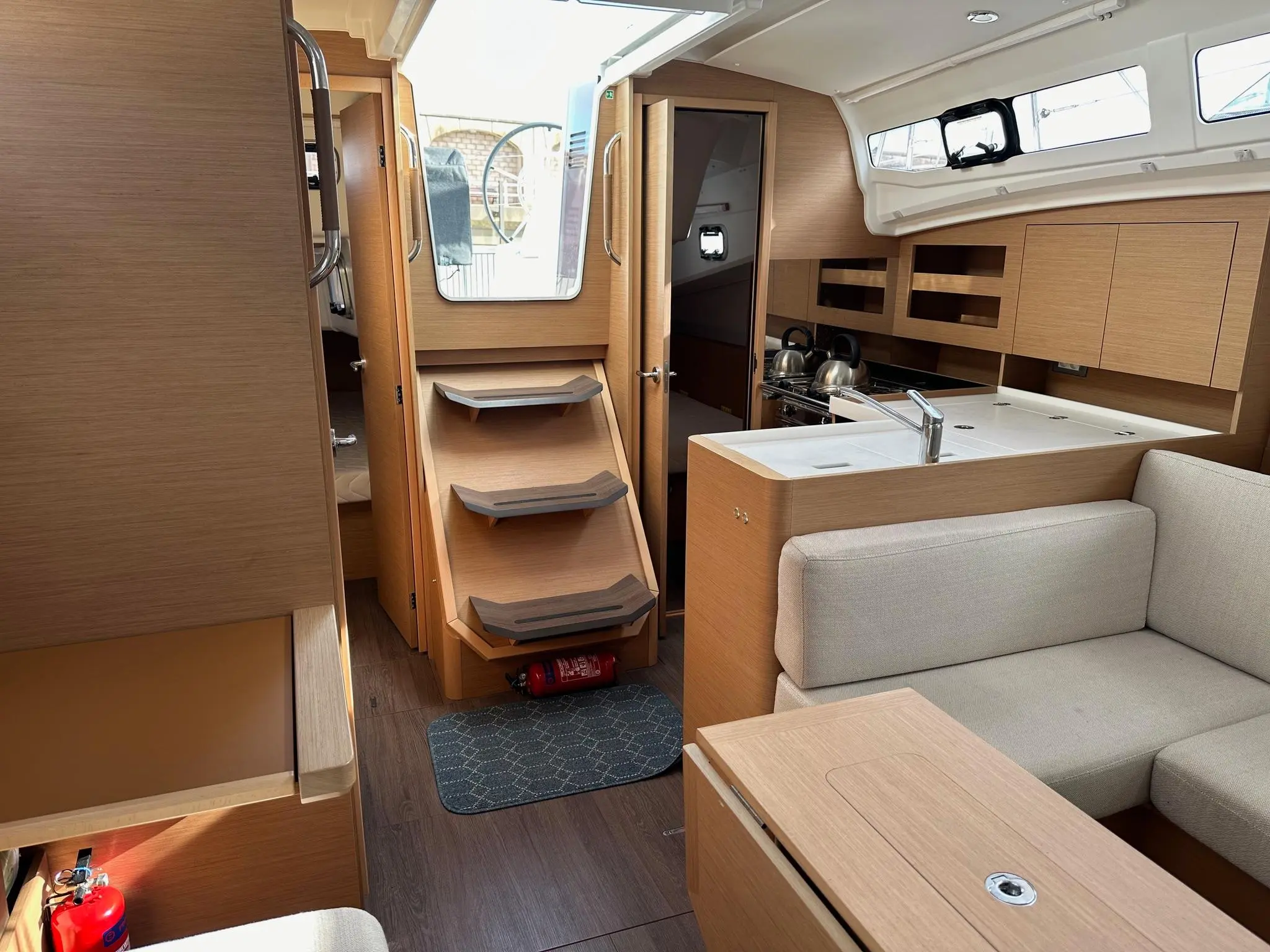 2023 Jeanneau sun odyssey 380