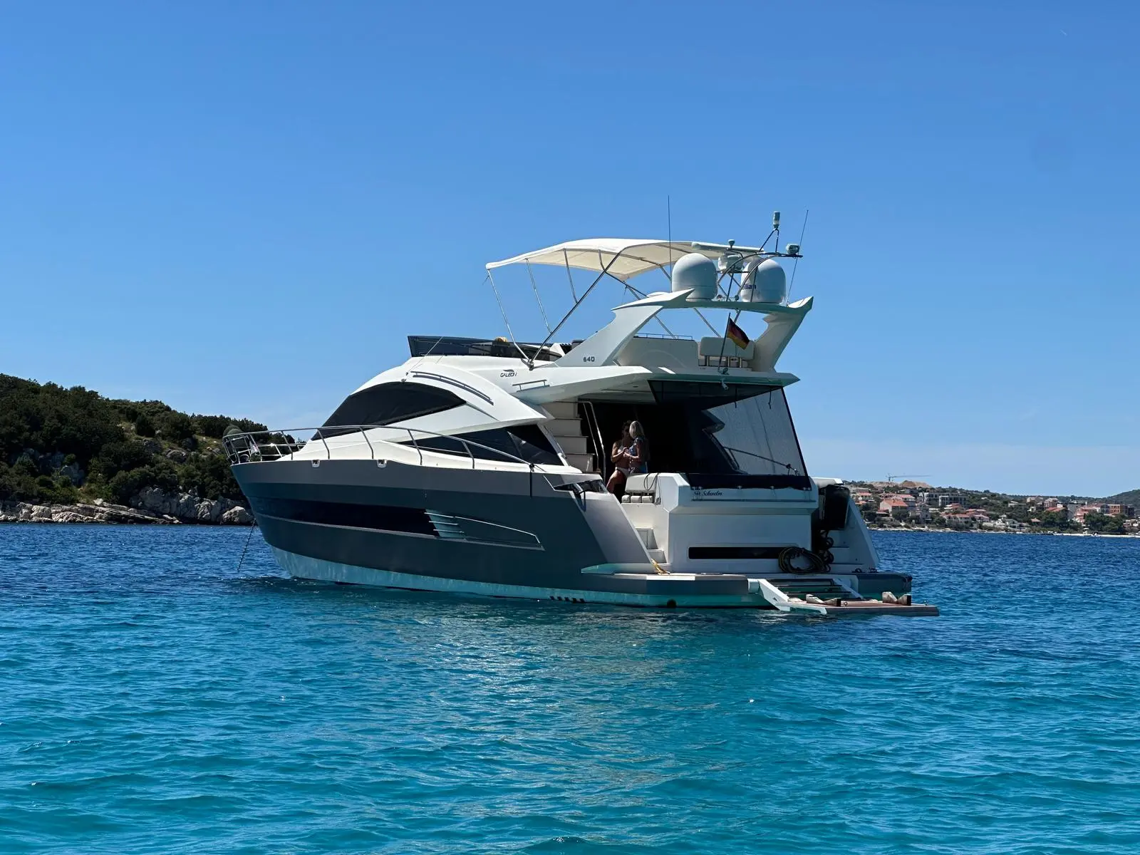 2009 Galeon 640