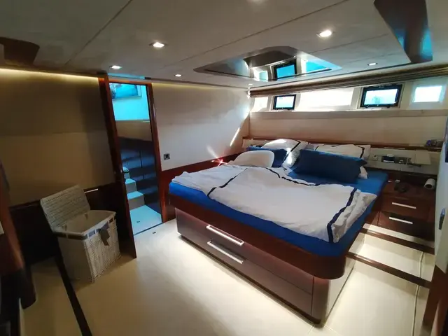 Galeon 640 Fly