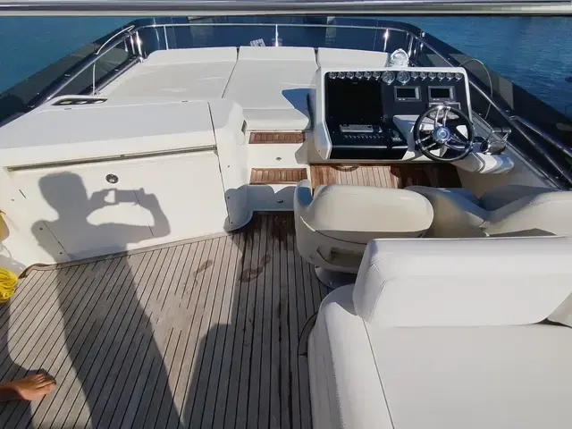 Galeon 640 Fly