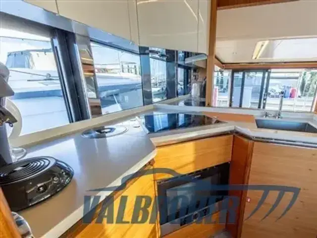 Absolute Navetta 58