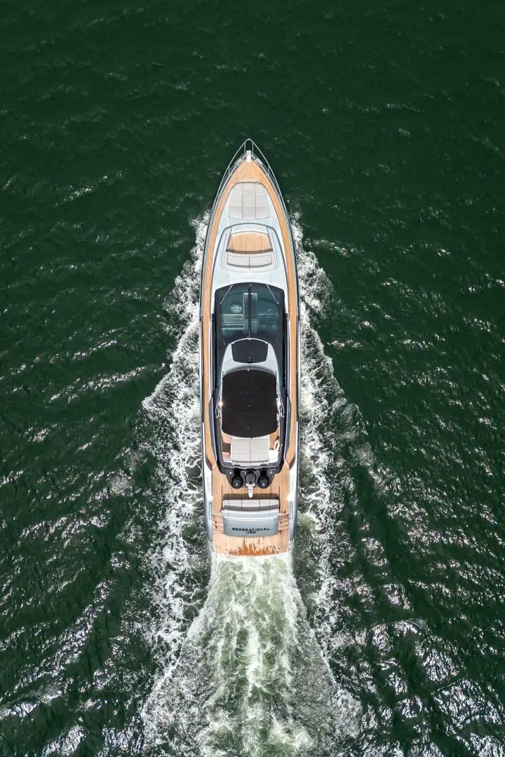 2017 Riva perseo