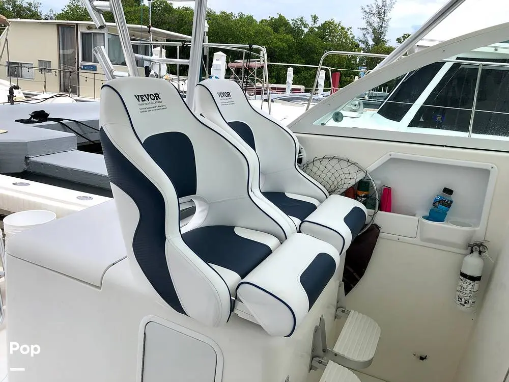 2005 Rampage 30 offshore express