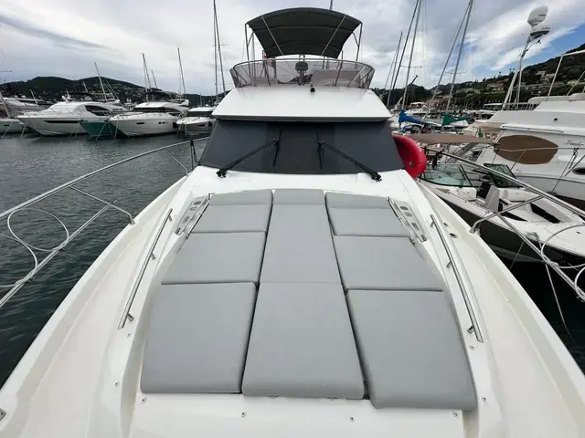 Prestige 460