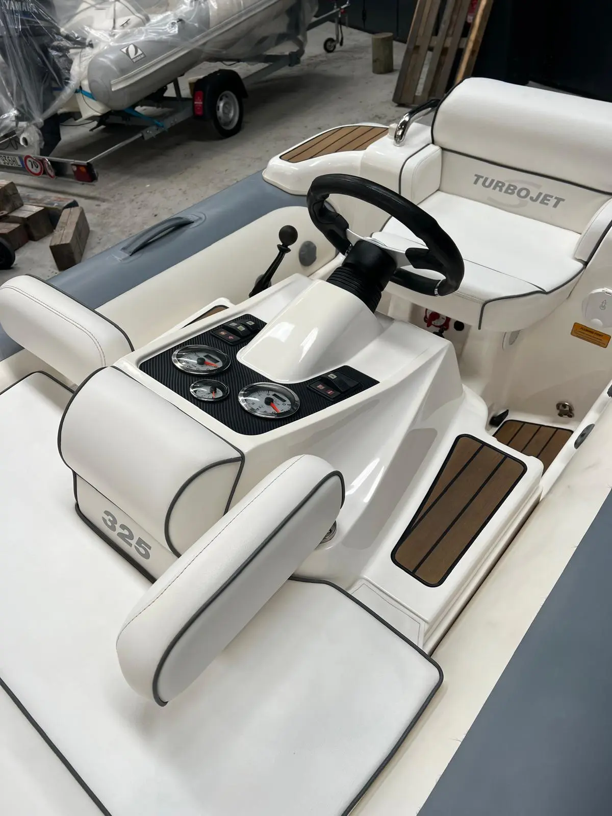 2017 Williams Jet Tenders 325