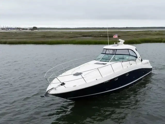 Sea Ray Sundancer 390