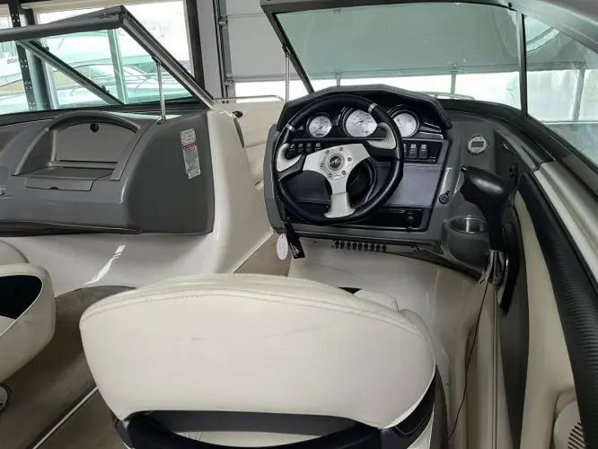 2011 Monterey 204 fs bowrider