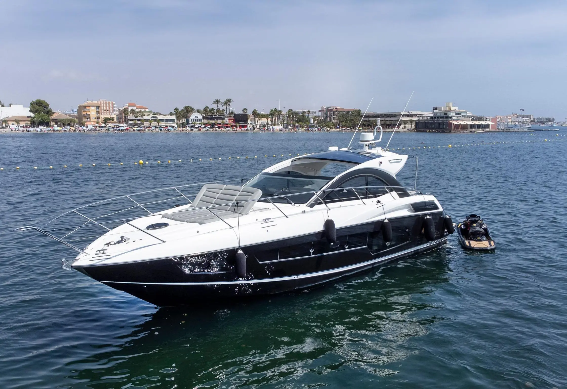 2014 Sunseeker san remo