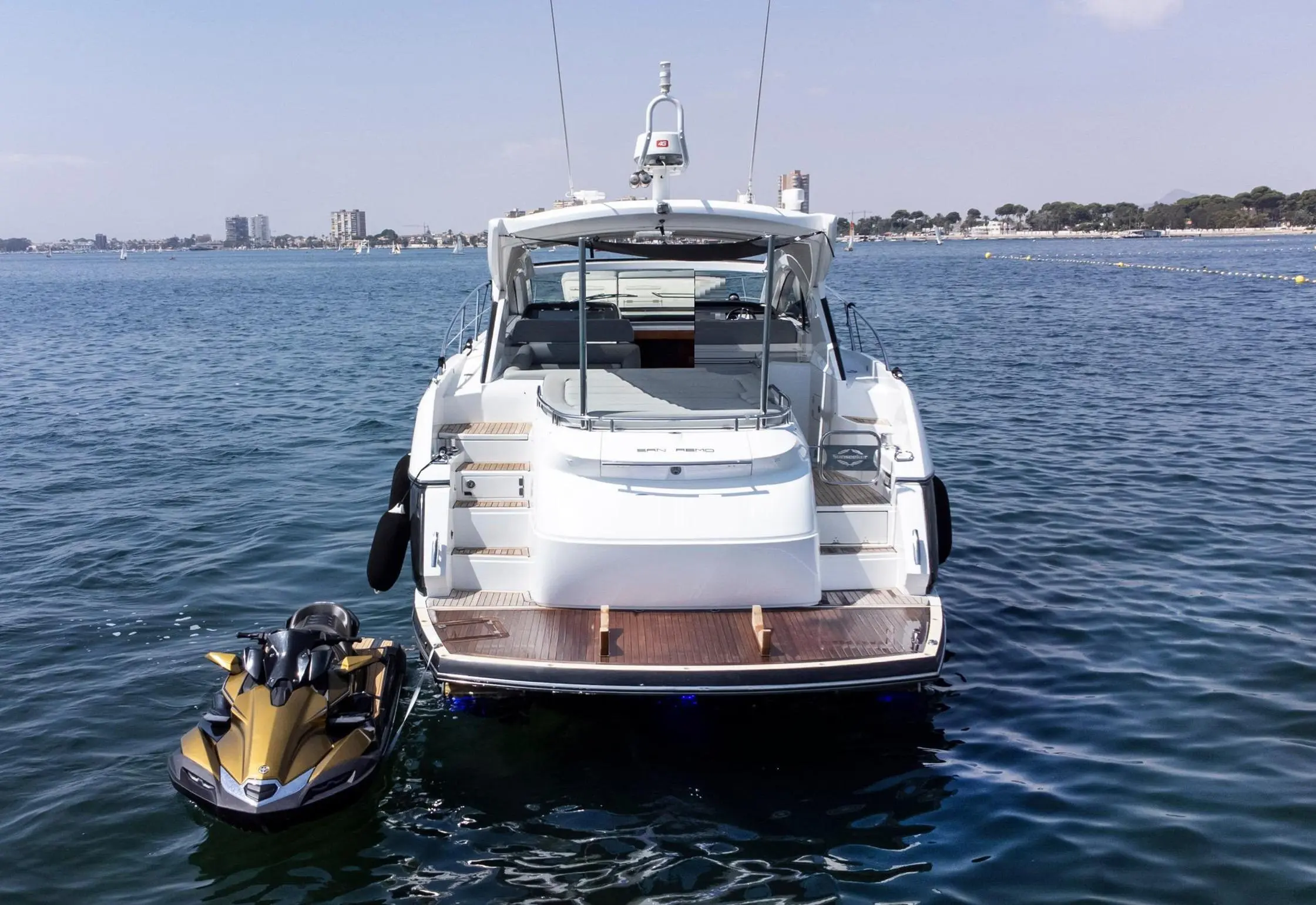 2014 Sunseeker san remo