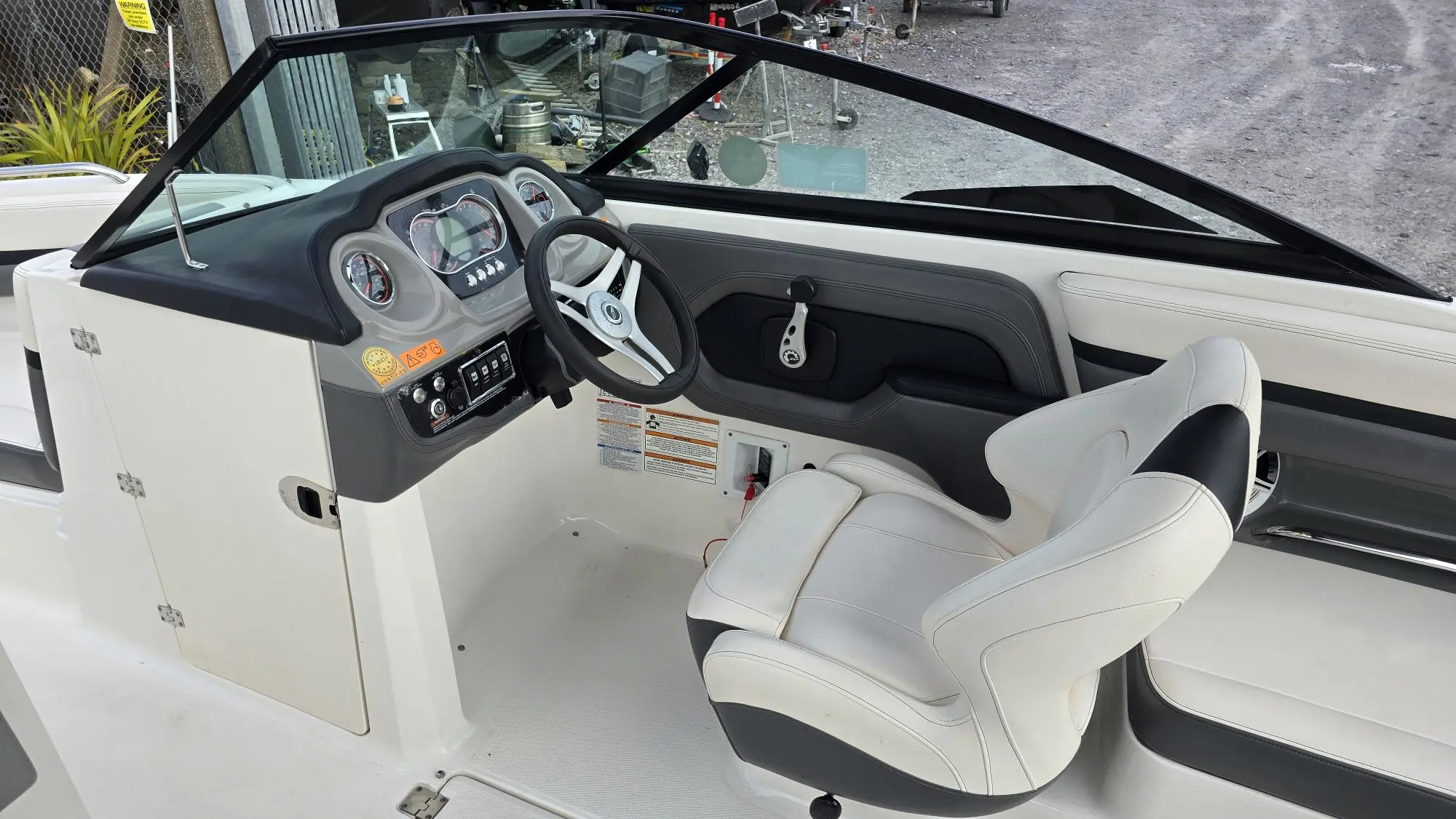 2016 Chaparral 203 vrx