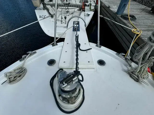 Trader 47 Tradewinds Cockpit Motor Yacht