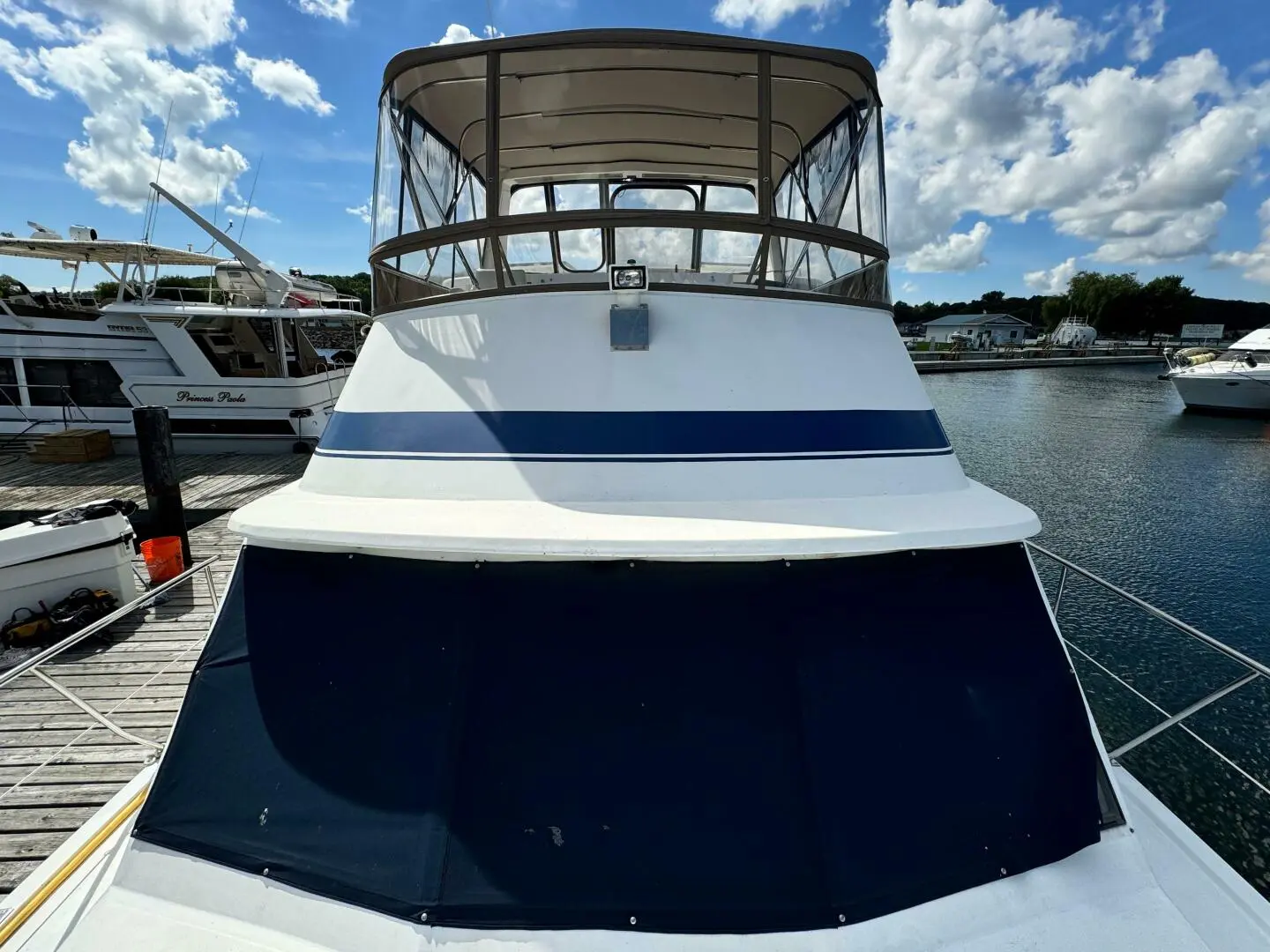 1987 Marine Trader 47 tradewinds cockpit motor yacht