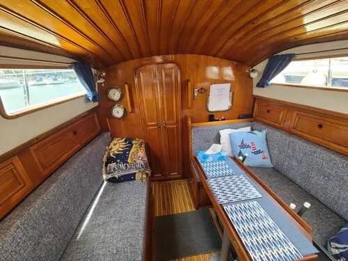 1984 Sabre 27