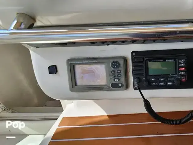 Sea Ray 330 Sundancer