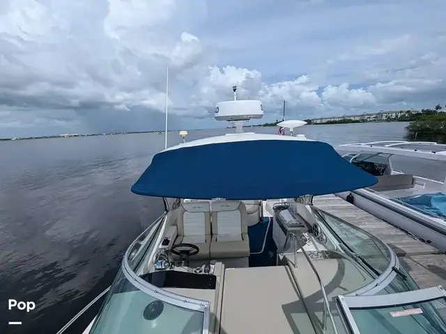 Sea Ray Sundancer 330