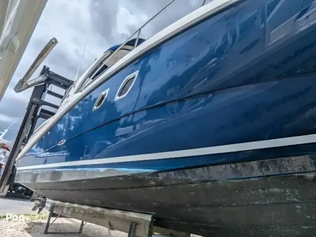 Sea Ray Sundancer 330