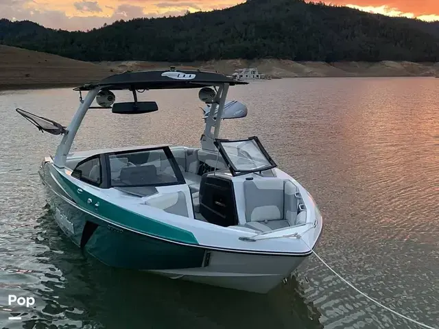 Malibu Wakesetter 22 LSV