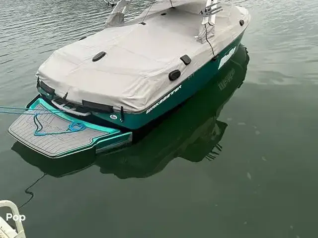 Malibu Wakesetter 22 LSV